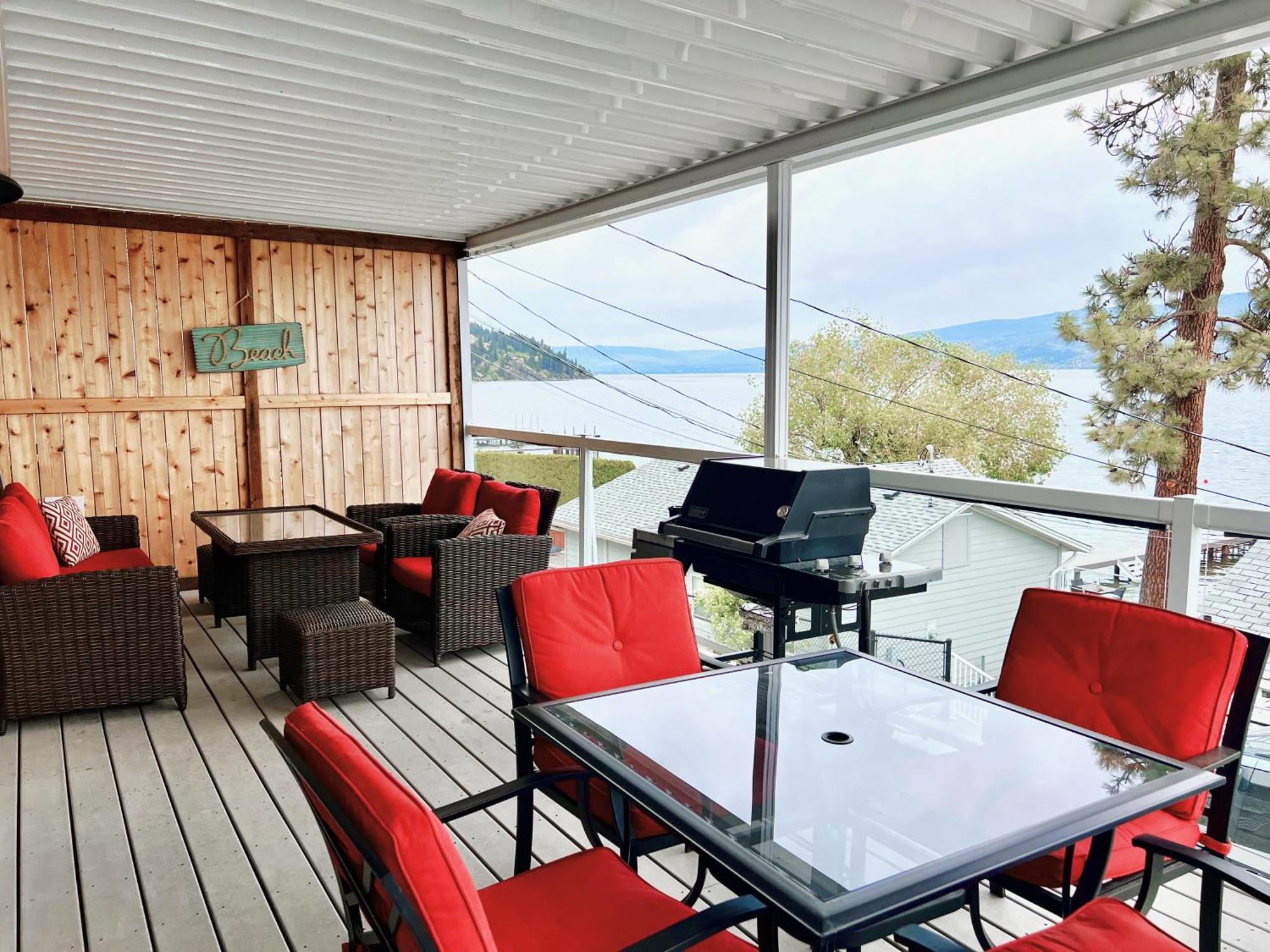 Peachland Beach Resort Экстерьер фото
